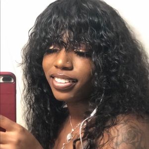 Meet your Posher, Katina